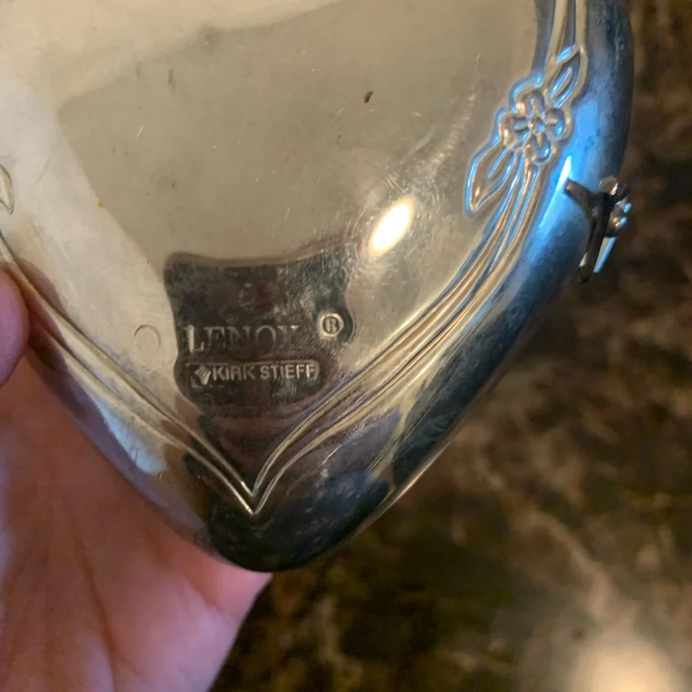 Silver plated hinged heart shaped trinket box with red lining
